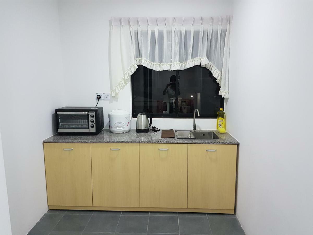 Sembulan @ Ning Guesthouse 宁舒民宿 コタキナバル エクステリア 写真