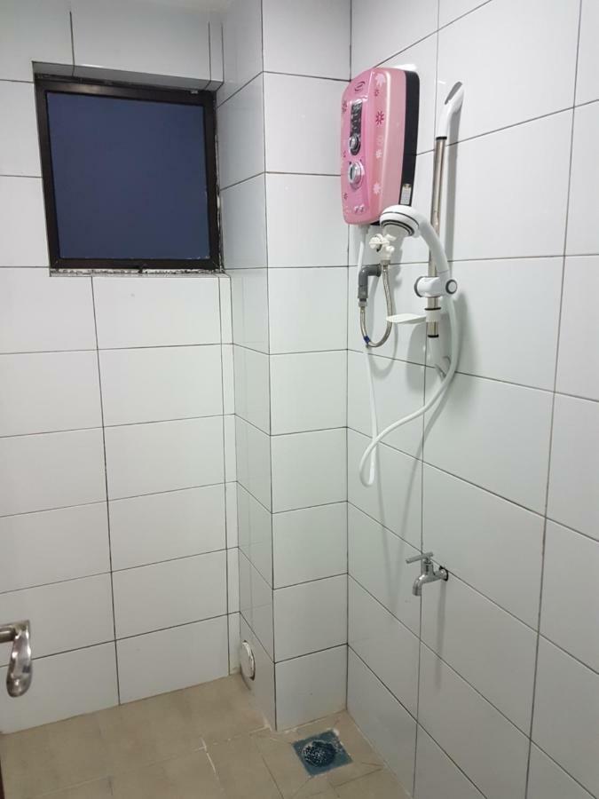 Sembulan @ Ning Guesthouse 宁舒民宿 コタキナバル エクステリア 写真